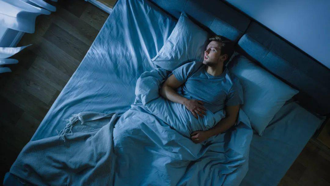 睡觉时出现这些症状应警惕肺癌